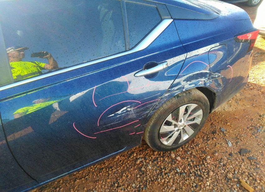 Photo 6 of 2021 Nissan Altima S FWD (VIN 1N4BL4BV0MN314665)