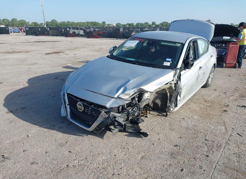 Photo 6 of 2021 Nissan Altima S FWD (VIN 1N4BL4BV0MN360769)