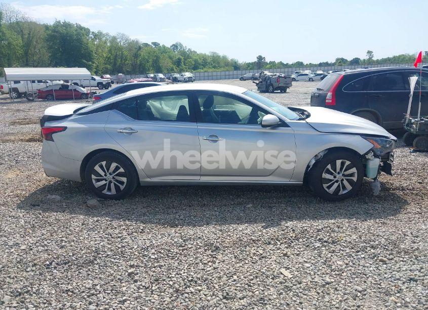 Photo 14 of 2022 Nissan Altima S FWD (VIN 1N4BL4BV0NN302100)