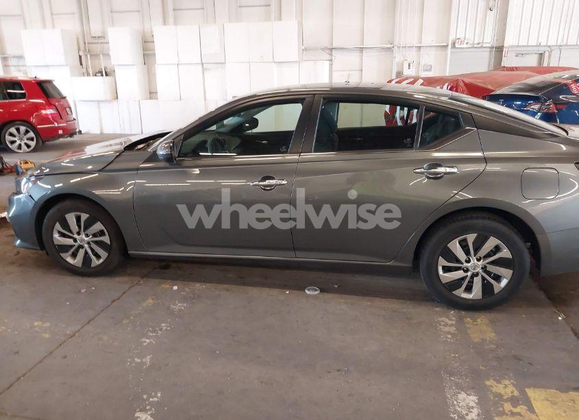 Photo 15 of 2022 Nissan Altima S FWD (VIN 1N4BL4BV0NN344850)