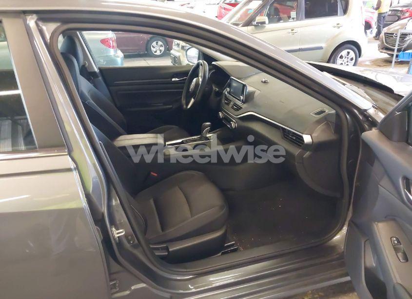 Photo 5 of 2022 Nissan Altima S FWD (VIN 1N4BL4BV0NN344850)