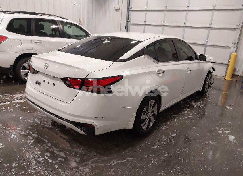 Photo 4 of 2022 Nissan Altima S FWD (VIN 1N4BL4BV0NN347277)