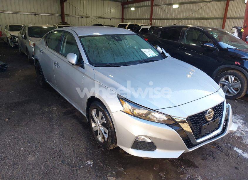 2022 Nissan Altima S FWD (VIN 1N4BL4BV0NN403279) main photo