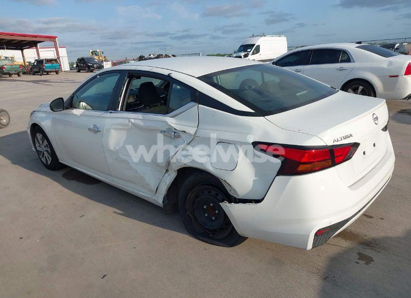 Photo 3 of 2023 Nissan Altima S FWD (VIN 1N4BL4BV0PN344432)