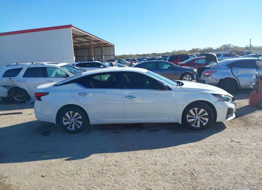 Photo 13 of 2024 Nissan Altima S FWD (VIN 1N4BL4BV0RN404647)