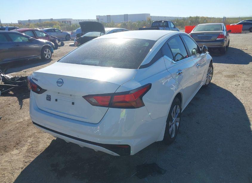 Photo 4 of 2024 Nissan Altima S FWD (VIN 1N4BL4BV0RN404647)