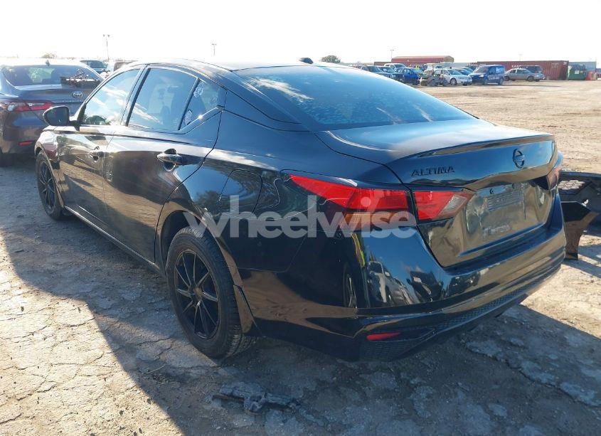 Photo 3 of 2019 Nissan Altima 2.5 S (VIN 1N4BL4BV1KC103953)