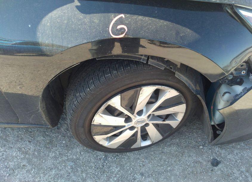 Photo 14 of 2019 Nissan Altima 2.5 S (VIN 1N4BL4BV1KC147709)