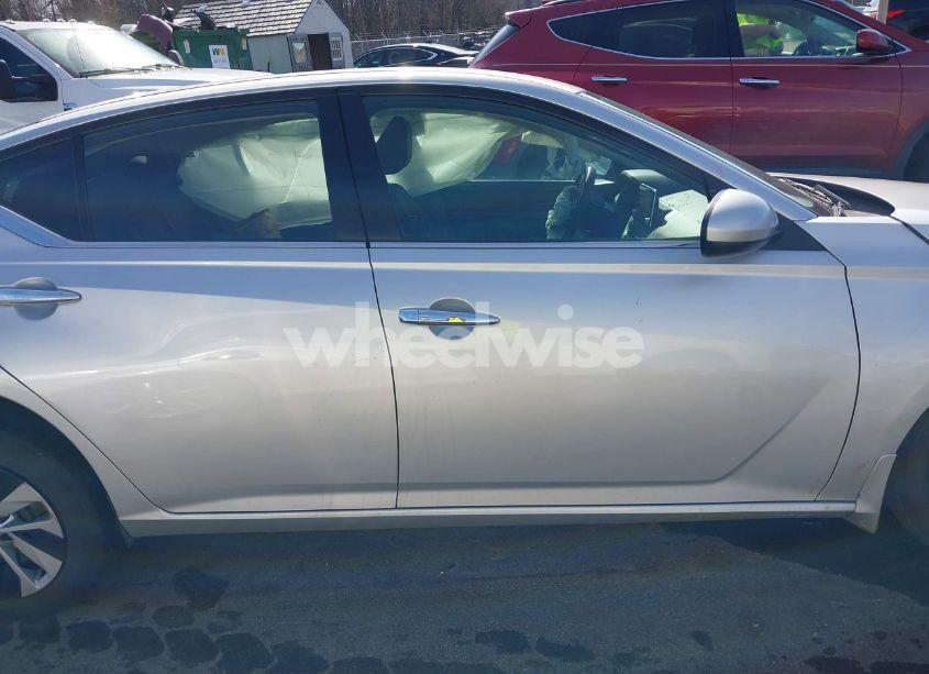 Photo 13 of 2019 Nissan Altima 2.5 S (VIN 1N4BL4BV1KC174960)