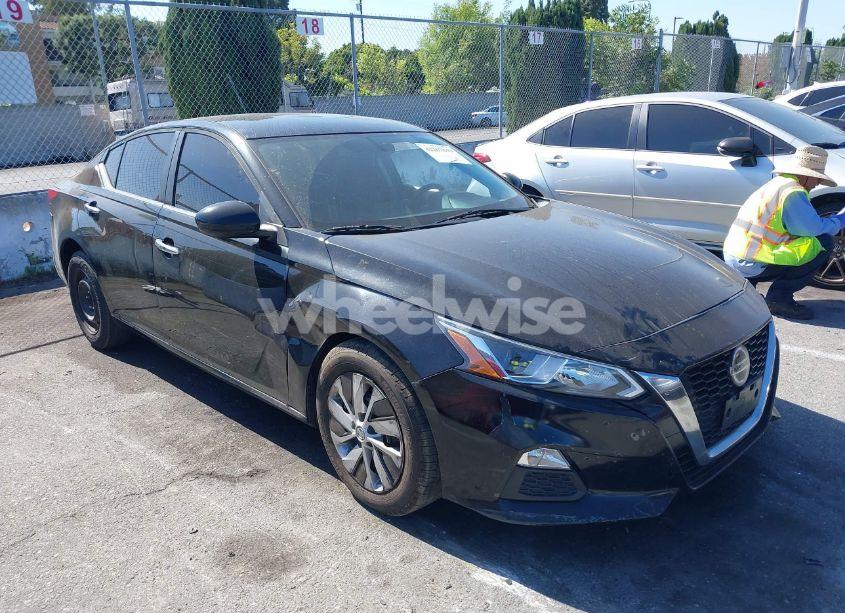 2019 Nissan Altima 2.5 S (VIN 1N4BL4BV1KC197705) main photo