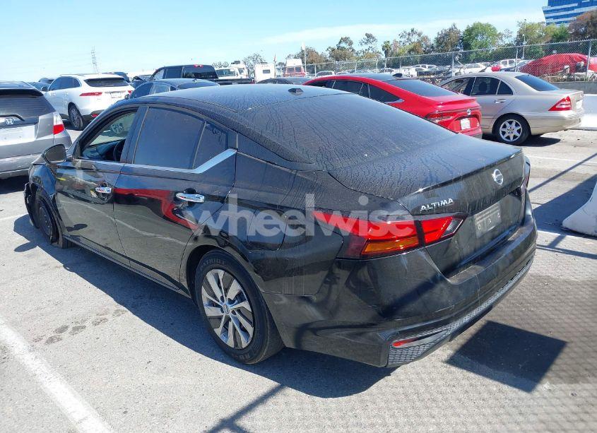 Photo 3 of 2019 Nissan Altima 2.5 S (VIN 1N4BL4BV1KC197705)