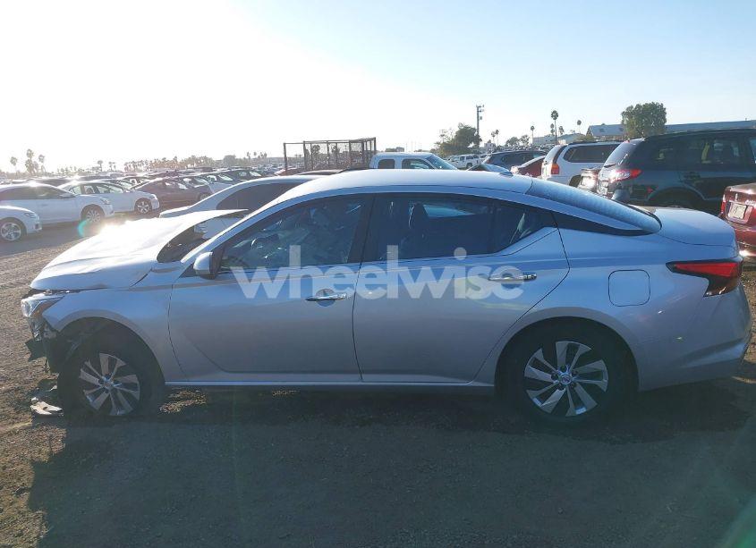 Photo 15 of 2019 Nissan Altima 2.5 S (VIN 1N4BL4BV1KC198384)
