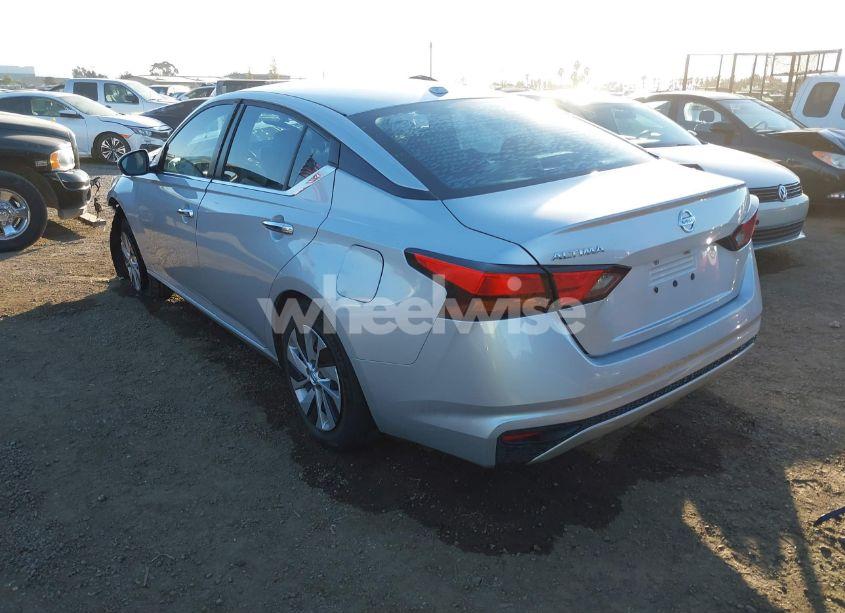 Photo 3 of 2019 Nissan Altima 2.5 S (VIN 1N4BL4BV1KC198384)