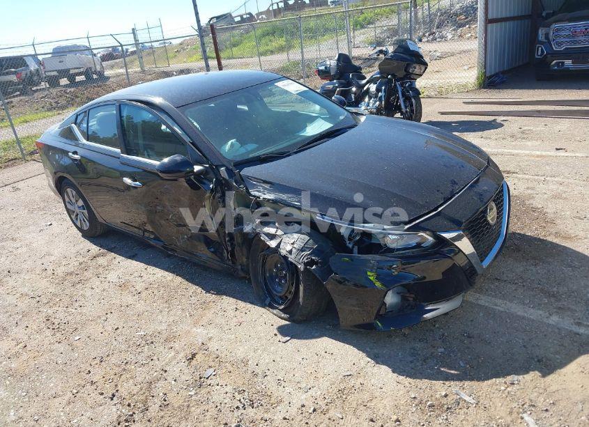 2019 Nissan Altima 2.5 S (VIN 1N4BL4BV1KC210727) main photo