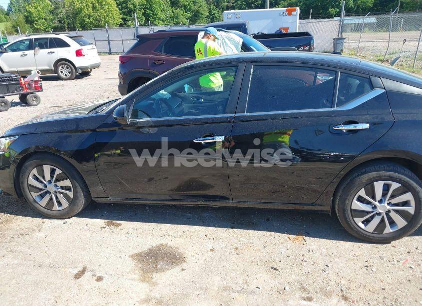 Photo 14 of 2019 Nissan Altima 2.5 S (VIN 1N4BL4BV1KC210727)