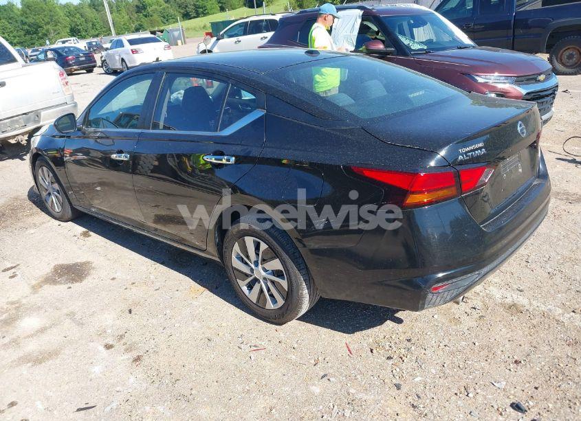 Photo 3 of 2019 Nissan Altima 2.5 S (VIN 1N4BL4BV1KC210727)