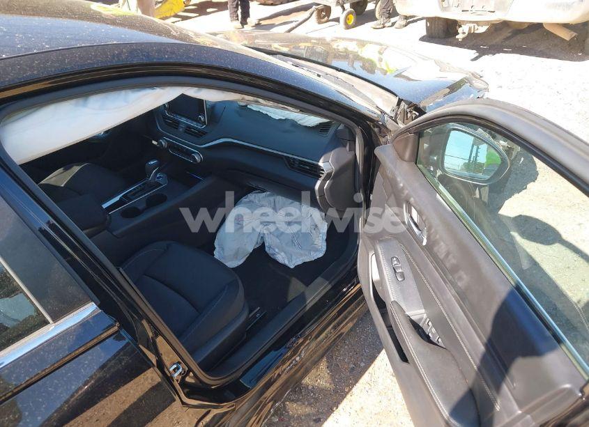 Photo 5 of 2019 Nissan Altima 2.5 S (VIN 1N4BL4BV1KC210727)