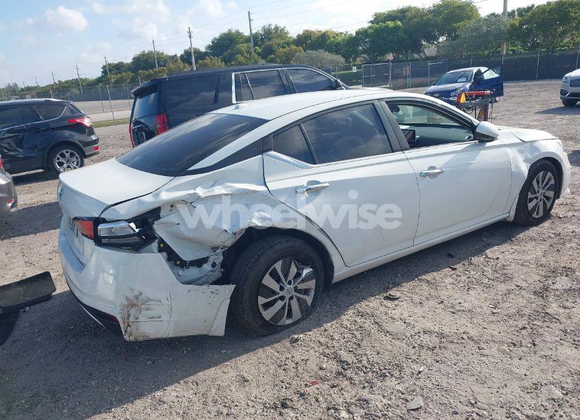 Photo 4 of 2019 Nissan Altima 2.5 S (VIN 1N4BL4BV1KC216513)