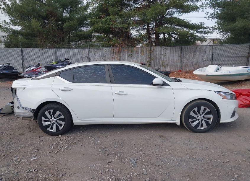 Photo 13 of 2019 Nissan Altima 2.5 S (VIN 1N4BL4BV1KC232047)