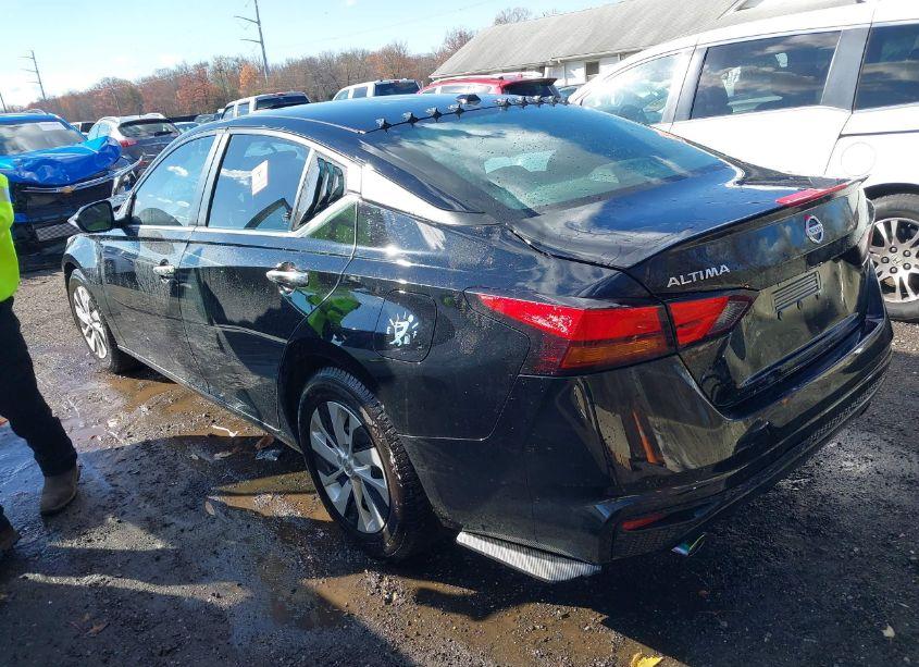 Photo 3 of 2019 Nissan Altima 2.5 S (VIN 1N4BL4BV1KC253125)
