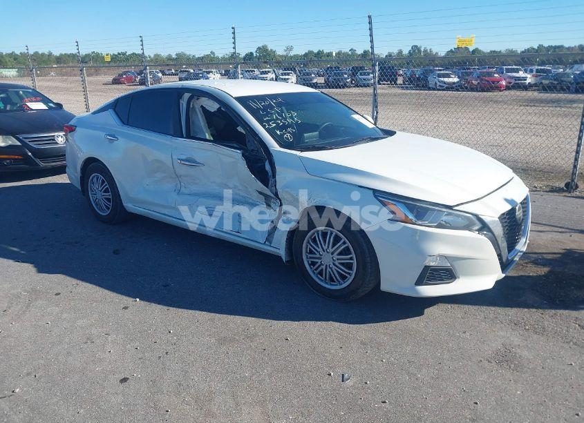 2019 Nissan Altima 2.5 S (VIN 1N4BL4BV1KC253545) main photo