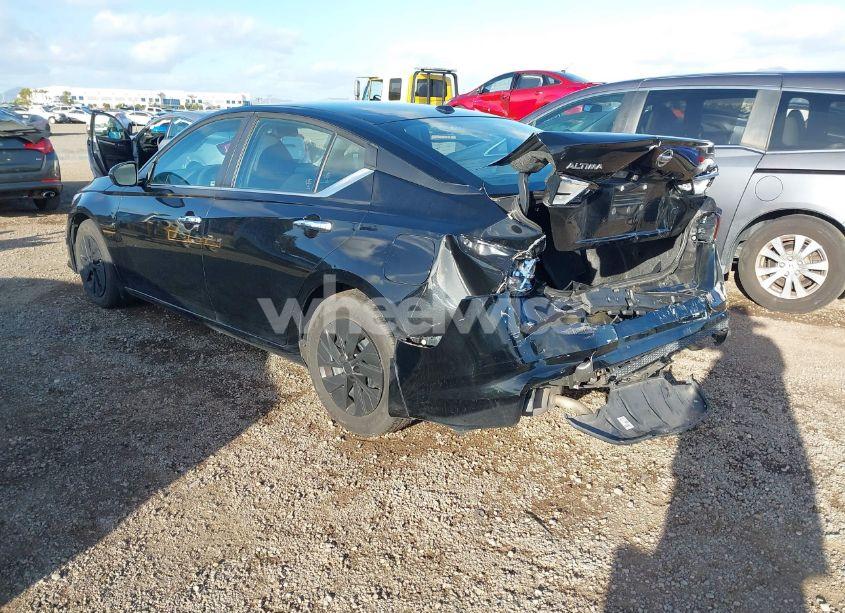 Photo 3 of 2019 Nissan Altima 2.5 S (VIN 1N4BL4BV1KC258003)