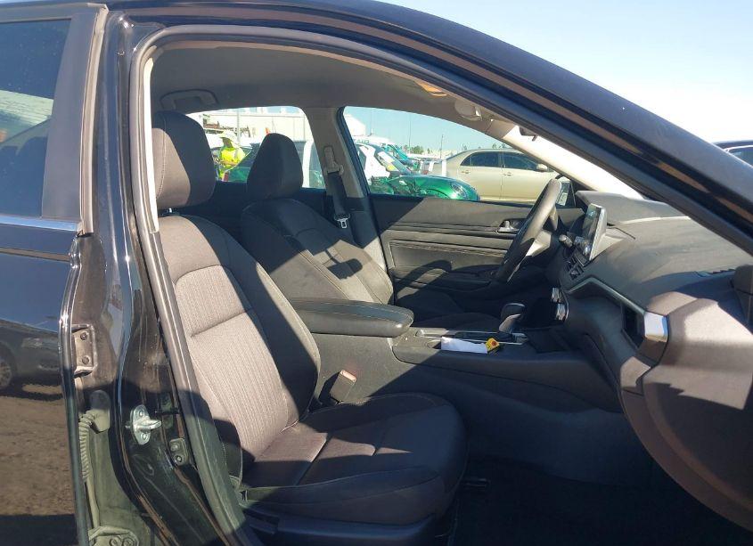 Photo 5 of 2019 Nissan Altima 2.5 S (VIN 1N4BL4BV1KN305258)