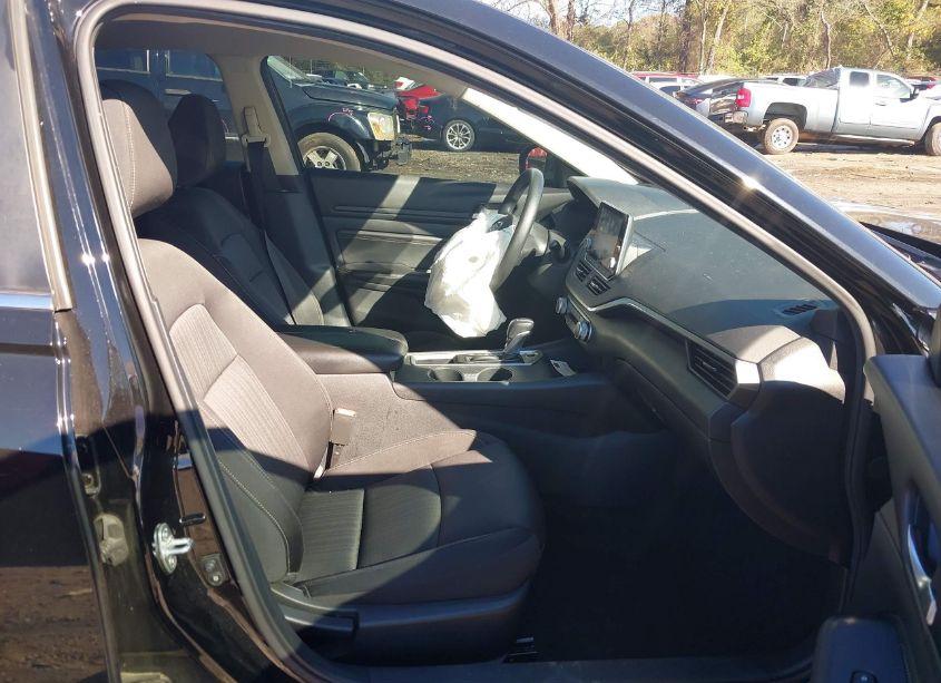 Photo 5 of 2019 Nissan Altima 2.5 S (VIN 1N4BL4BV1KN325865)