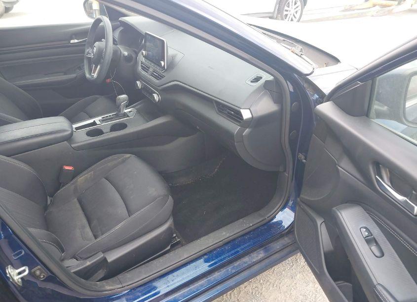 Photo 5 of 2020 Nissan Altima S FWD (VIN 1N4BL4BV1LC122570)