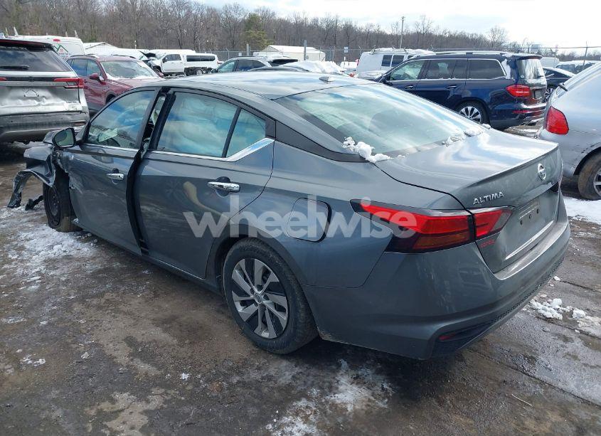 Photo 3 of 2020 Nissan Altima S FWD (VIN 1N4BL4BV1LC131608)
