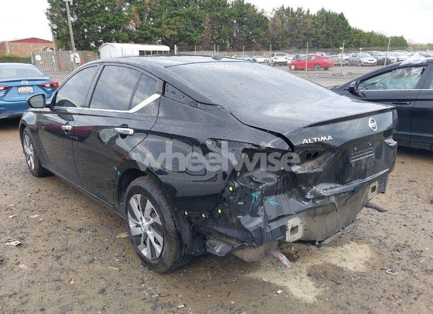 Photo 3 of 2020 Nissan Altima S FWD (VIN 1N4BL4BV1LC132922)
