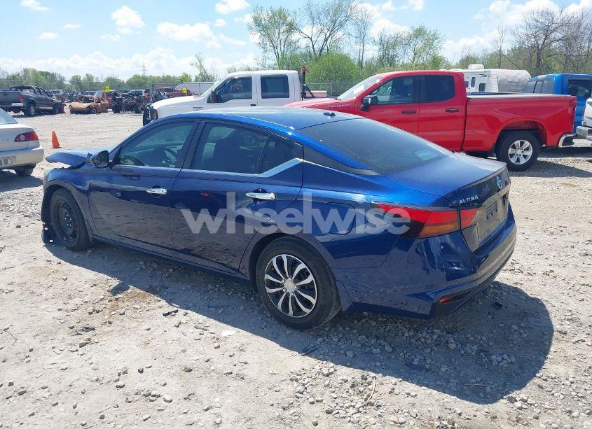 Photo 3 of 2020 Nissan Altima S FWD (VIN 1N4BL4BV1LC146786)