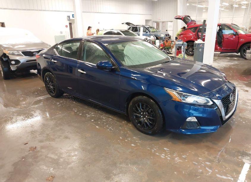 2020 Nissan Altima S FWD (VIN 1N4BL4BV1LC193610) main photo