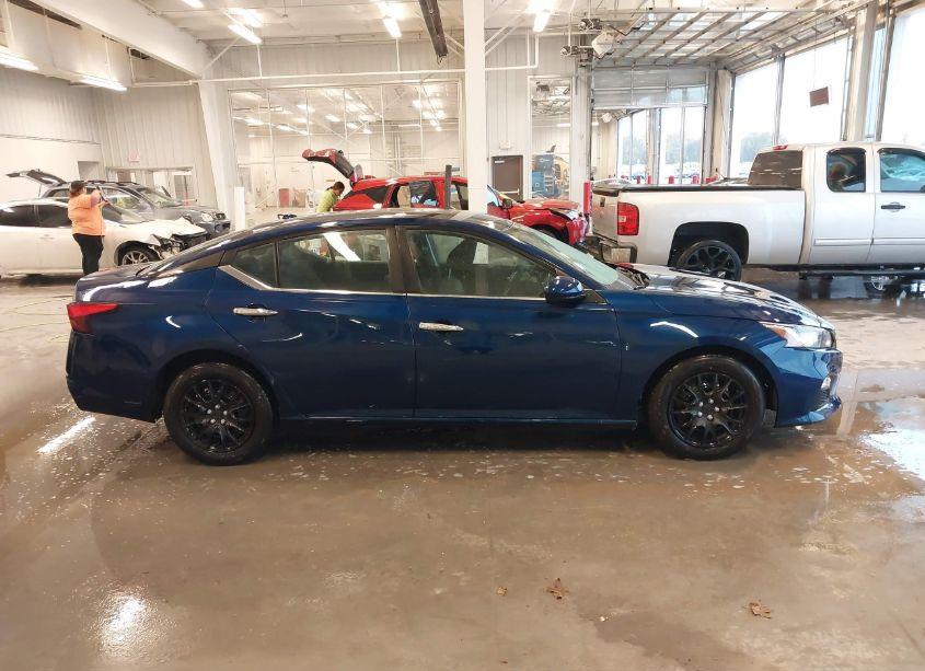 Photo 13 of 2020 Nissan Altima S FWD (VIN 1N4BL4BV1LC193610)