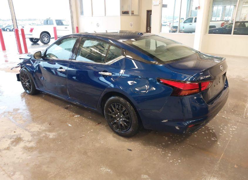 Photo 3 of 2020 Nissan Altima S FWD (VIN 1N4BL4BV1LC193610)