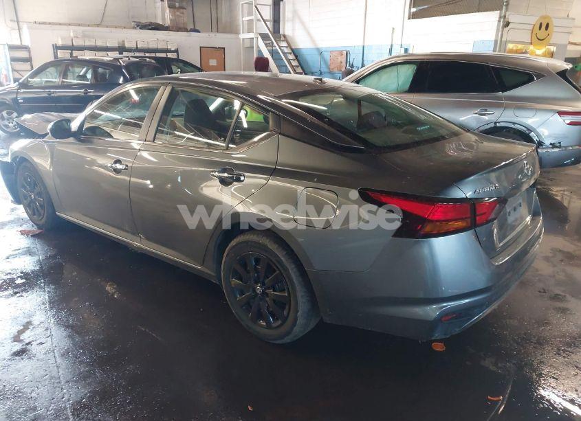 Photo 3 of 2020 Nissan Altima S FWD (VIN 1N4BL4BV1LC212060)