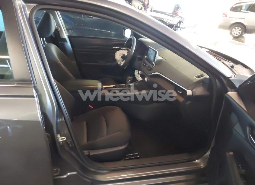 Photo 5 of 2020 Nissan Altima S FWD (VIN 1N4BL4BV1LC212060)