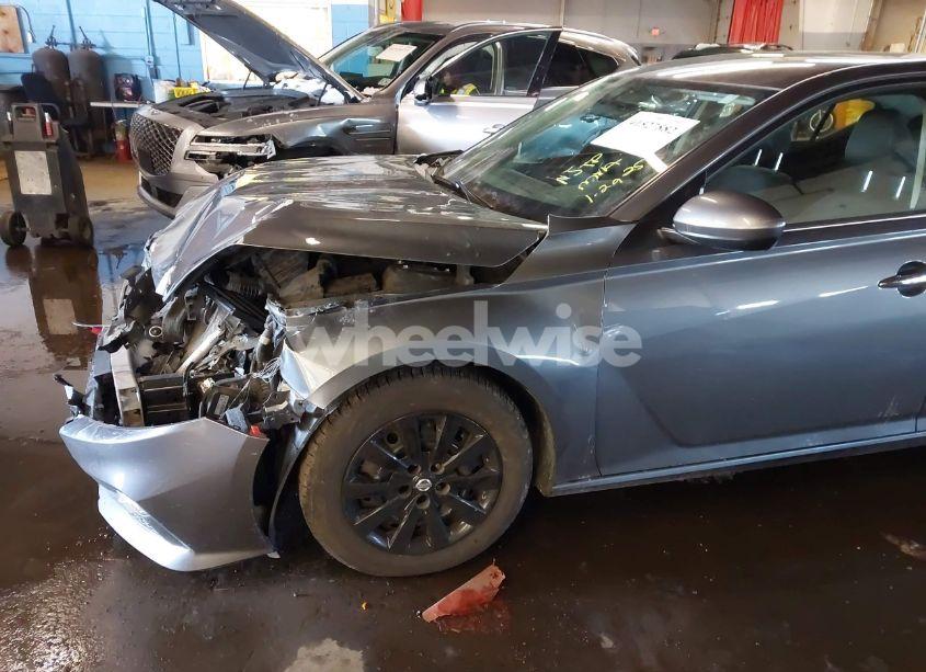 Photo 6 of 2020 Nissan Altima S FWD (VIN 1N4BL4BV1LC212060)
