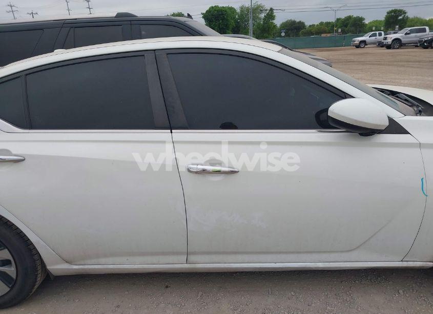Photo 14 of 2020 Nissan Altima S FWD (VIN 1N4BL4BV1LC216268)