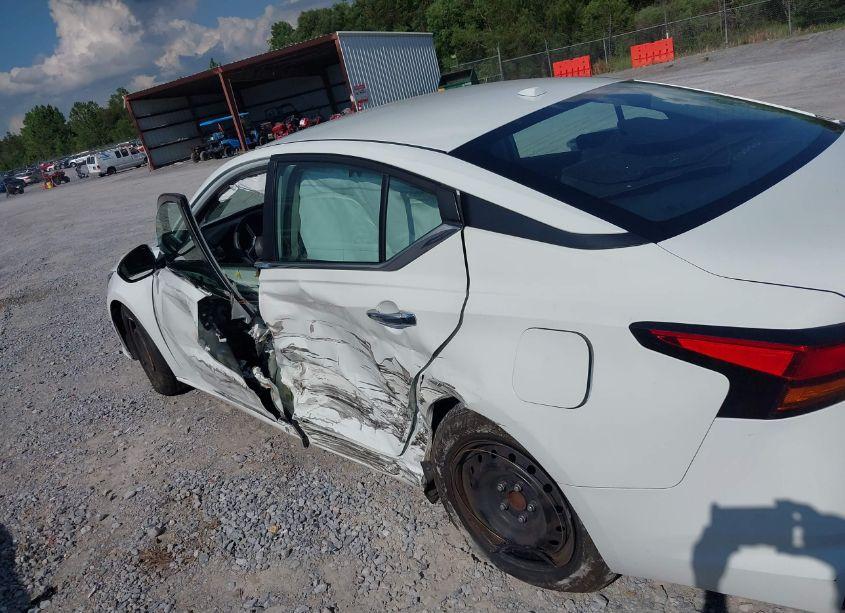 Photo 6 of 2020 Nissan Altima S FWD (VIN 1N4BL4BV1LC229442)