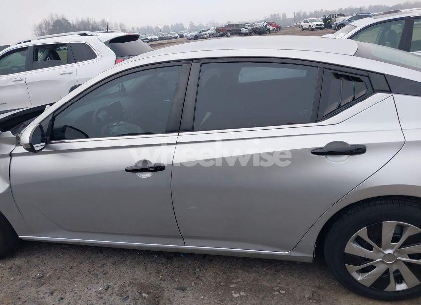 Photo 13 of 2020 Nissan Altima S FWD (VIN 1N4BL4BV1LC233734)