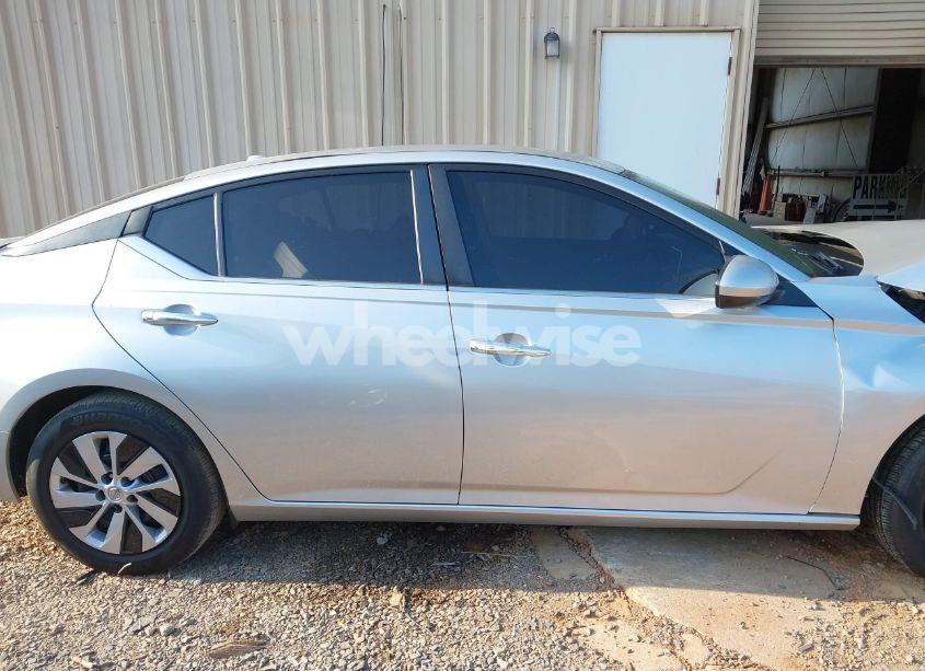 Photo 14 of 2020 Nissan Altima S FWD (VIN 1N4BL4BV1LC246578)