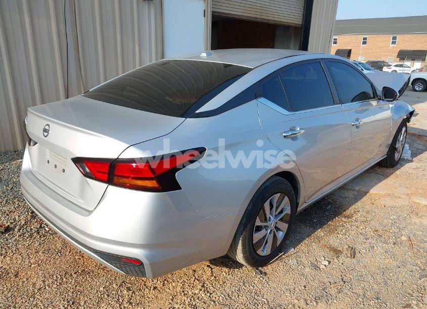 Photo 4 of 2020 Nissan Altima S FWD (VIN 1N4BL4BV1LC246578)