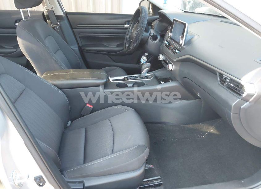 Photo 5 of 2020 Nissan Altima S FWD (VIN 1N4BL4BV1LC246578)