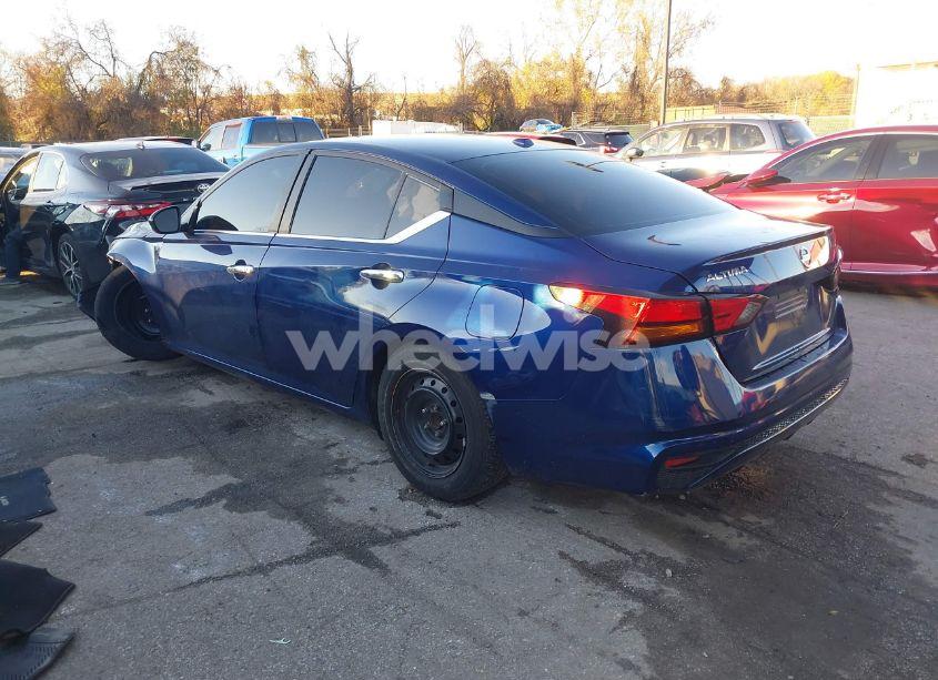 Photo 3 of 2020 Nissan Altima S FWD (VIN 1N4BL4BV1LC248217)