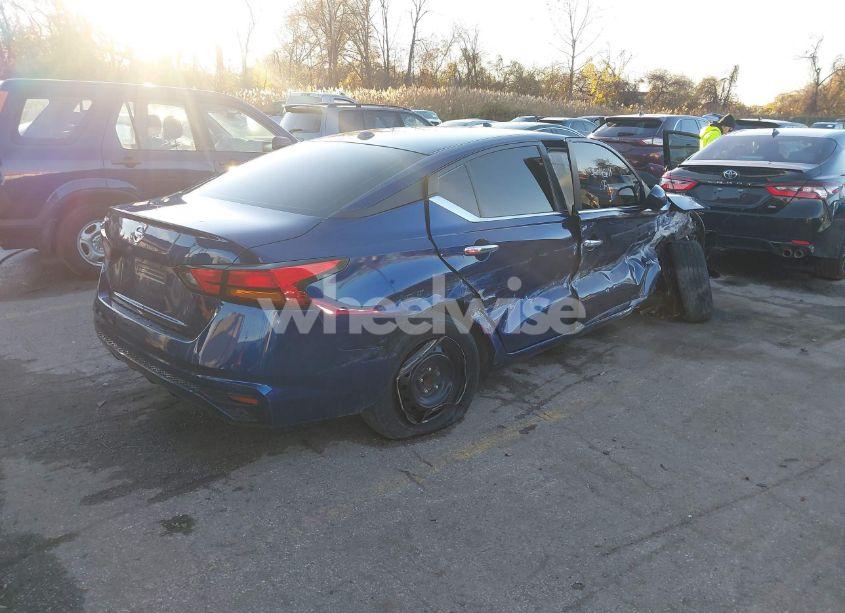 Photo 4 of 2020 Nissan Altima S FWD (VIN 1N4BL4BV1LC248217)