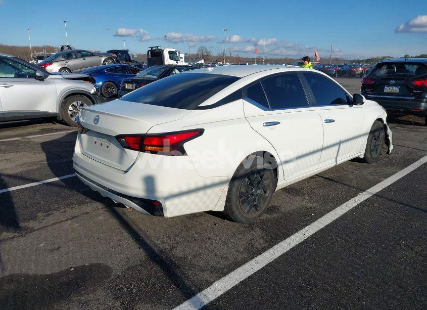 Photo 4 of 2020 Nissan Altima S FWD (VIN 1N4BL4BV1LC261114)