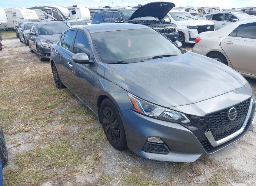 2020 Nissan Altima S FWD (VIN 1N4BL4BV1LN312759) main photo