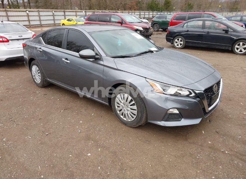 2021 Nissan Altima S FWD (VIN 1N4BL4BV1MN368590) main photo