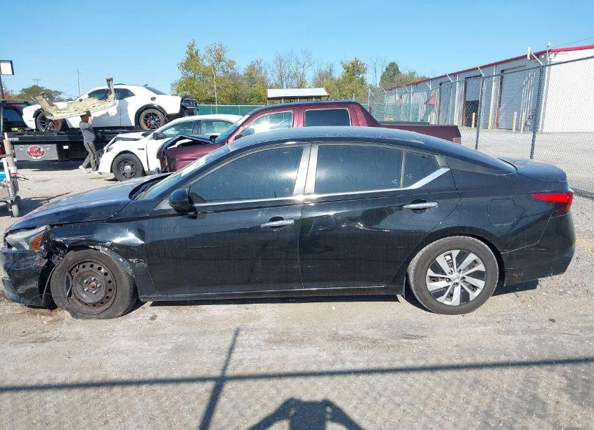 Photo 14 of 2021 Nissan Altima S FWD (VIN 1N4BL4BV1MN390427)